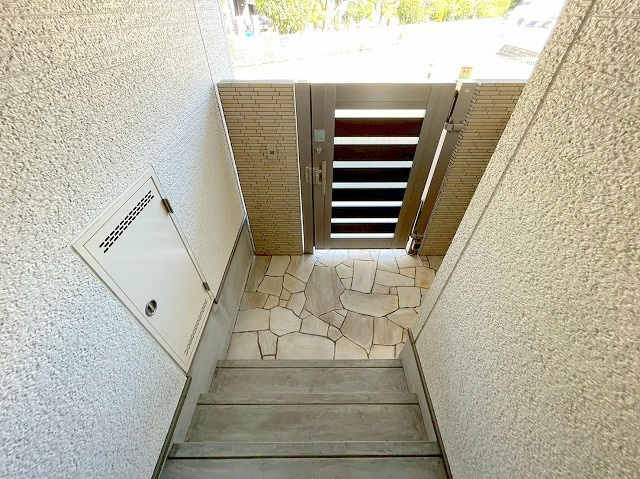 フジパレス豊中大島町1番館のロビー