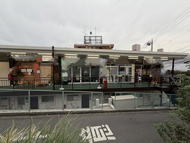 ビッグフィールドの外観