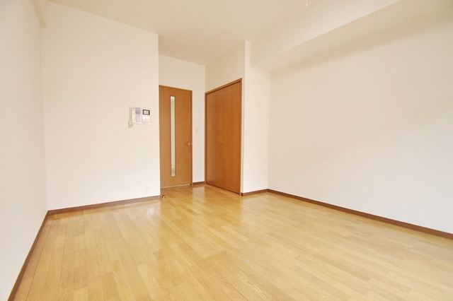 FKマンションの居間・リビング