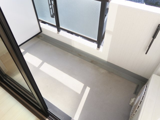 ガーデンヒルズ中山のバルコニー