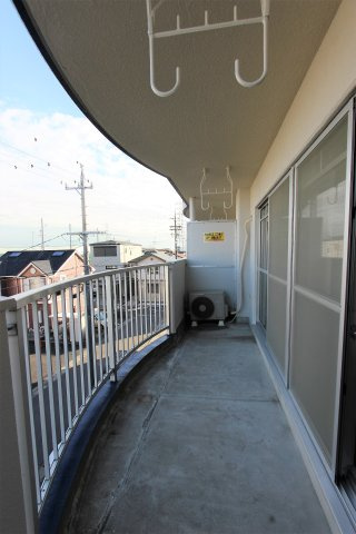 メゾンしかたのバルコニー