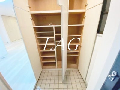 【玄関】 | 岩崎マンション | 玄関です。