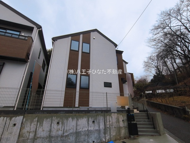 祝成約　八王子市　谷野町　新築戸建ての外観|～仲介手数料無料☆八王子ひなた不動産～　八王子市谷野町　新築戸建て