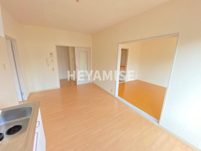 ディアス池田I棟の居間・リビング