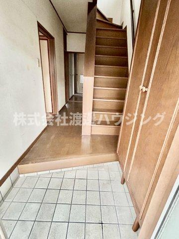 川面６丁目一戸建の玄関