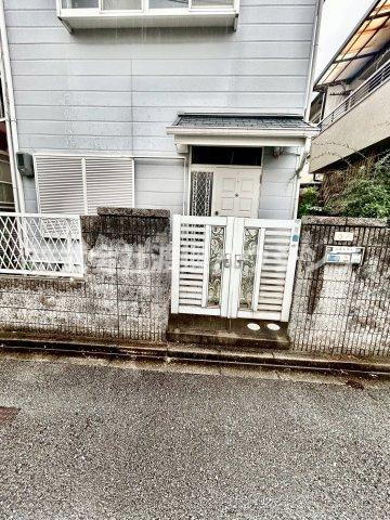 川面６丁目一戸建のエントランス