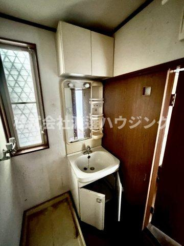 川面６丁目一戸建の洗面所