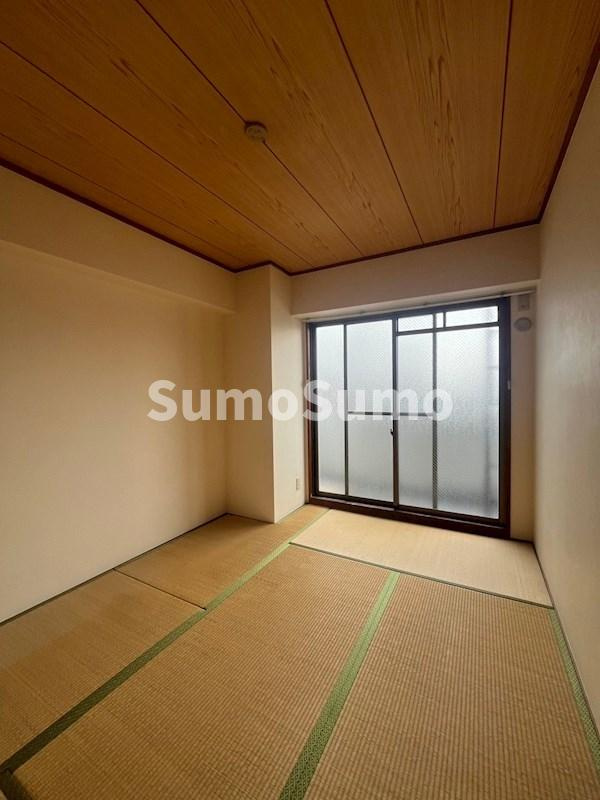 澤村マンションの寝室