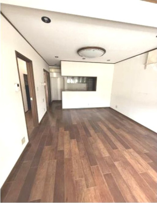 【居間・リビング】 | 西尾久1丁目戸建 | カウンターキッチンのあるリビングです