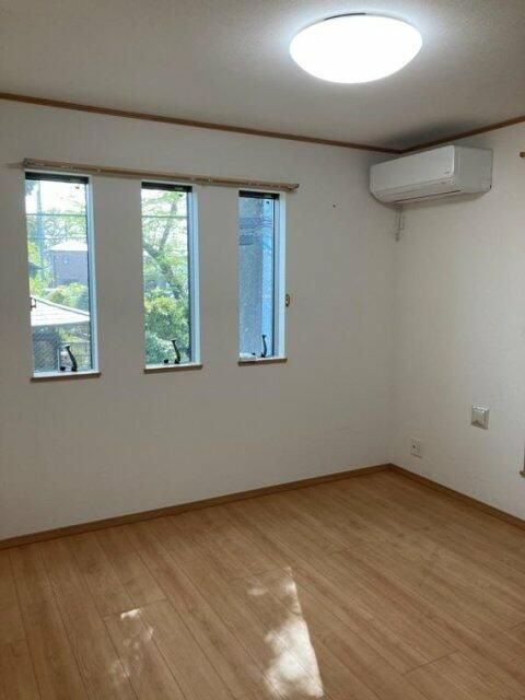 三原台戸建の居間・リビング