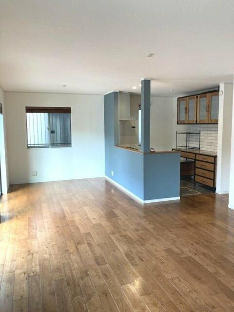 三原台戸建の内装