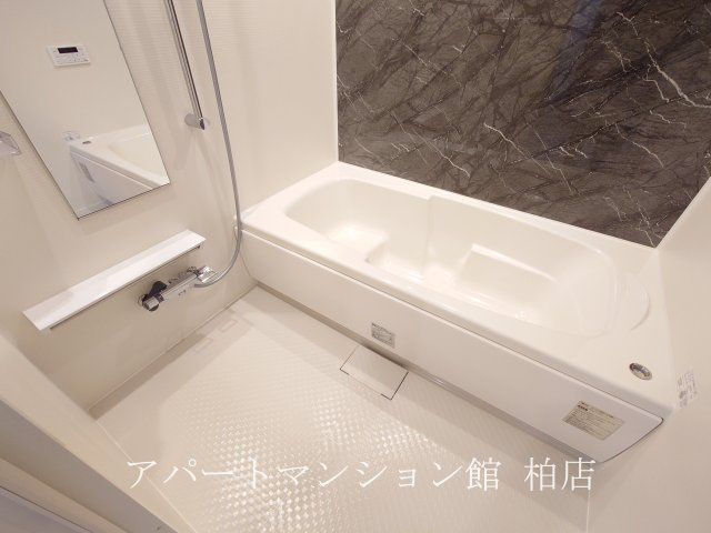 エスタブレBの浴室