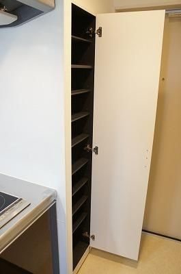 リブリ・ミニヨンの玄関