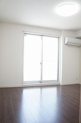 リブリ・ミニヨンの洋室