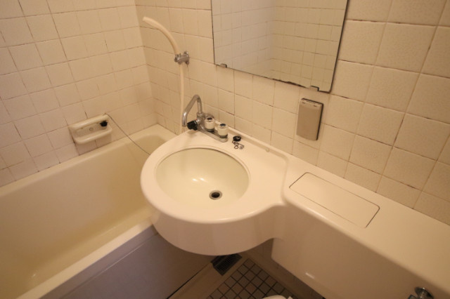 ポートピアプラザA棟～Ｄ棟の浴室