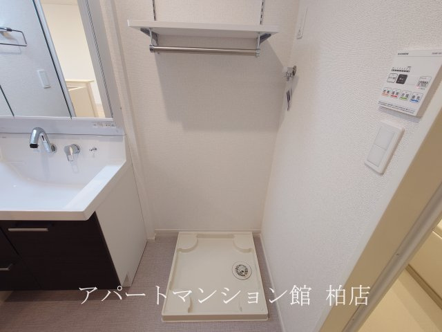 エスタブレBの収納|同施工会社、同型タイプです