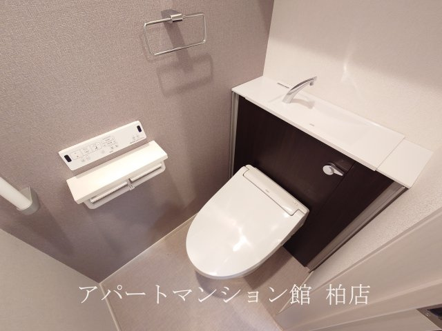 エスタブレBのバルコニー|同施工会社、同型タイプです
