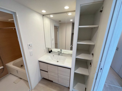 【独立洗面台】 | 大阪ベイレジデンス