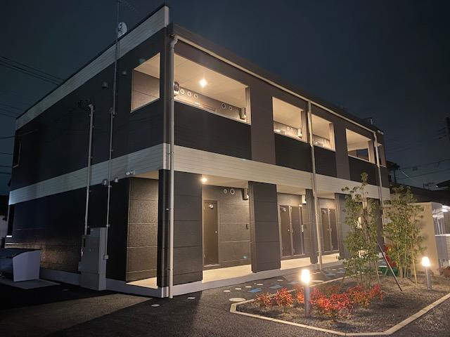 ミルフルール壱番館の外観|外観写真（夜）