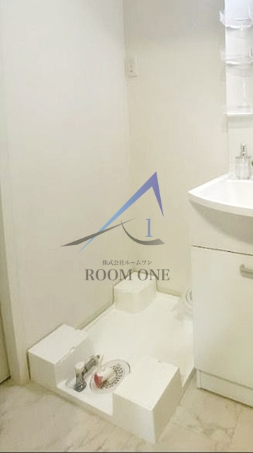 KLEIS新高島平の設備|洗濯機置き場です。