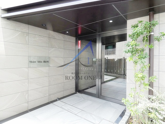 Mejor Sitio 恵比寿のエントランス|エントランスです。