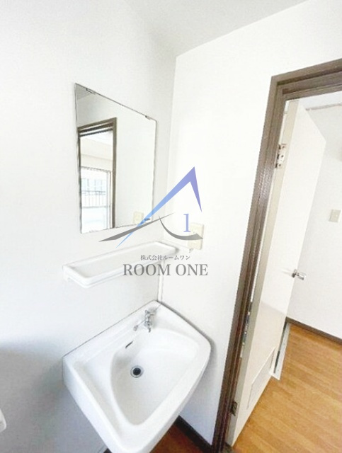 東栄ハイツの洗面所|洗面台です。