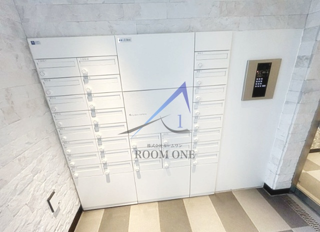 ティアラグレイス両国タワーのその他共用部分|宅配ボックスです。