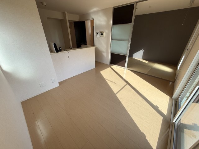 リバーサイド響の居間・リビング