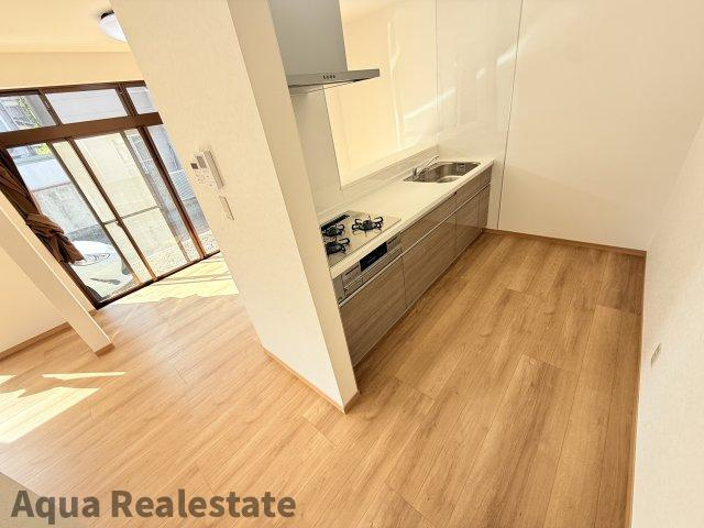 高松市香西東町　リノベ住宅のキッチン|キッチンでお料理をお楽しみください