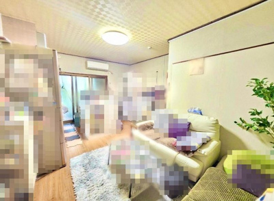 【居間・リビング】 | 北田辺４丁目　中古テラスハウス | ◆周辺にはスーパーや薬局など、商業施設がそろっていますよ！とても住みやすい環境です◆