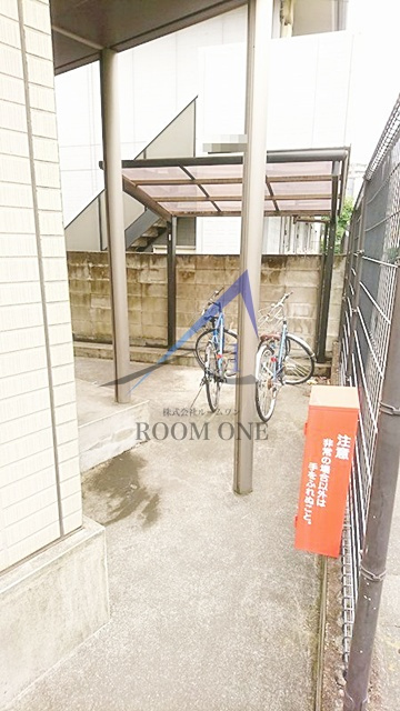 ドゥポンスのその他共用部分|駐輪場です。