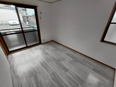 【洋室】 | エバーグリーン21D