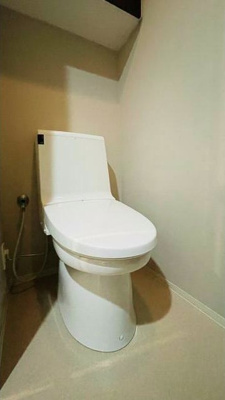 【トイレ】 | クレヴィア豊田多摩平の森RESIDENCE | ※写真は別号室タイプです（イメージ）