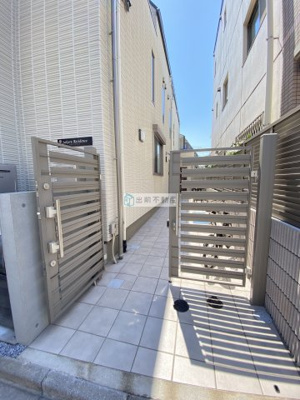 【エントランス】 | Sakura Residence