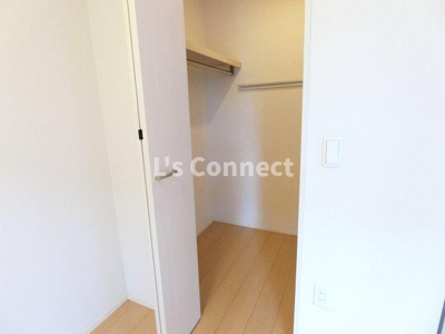 【収納】 | レガーロ | ウォークインクローゼットでお荷物もすっきり収納。