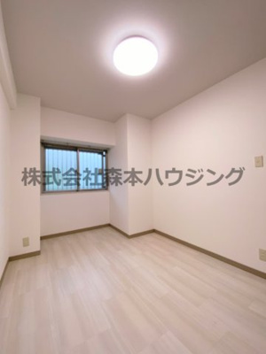 【洋室】 | 　PHOENIX COURT 交野Ⅰ | ゆったりした洋室です