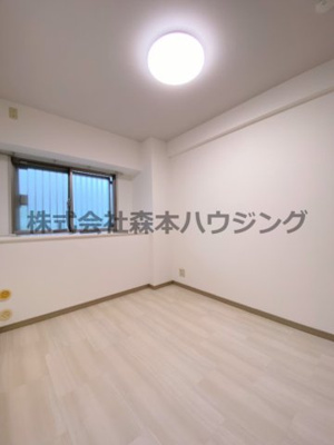 【洋室】 | 　PHOENIX COURT 交野Ⅰ | きれいな洋室です