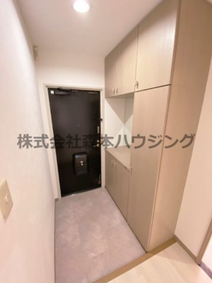 【玄関】 | 　PHOENIX COURT 交野Ⅰ | きれいな玄関です
