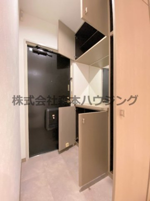【収納】 | 　PHOENIX COURT 交野Ⅰ | シューズクローゼットついてます