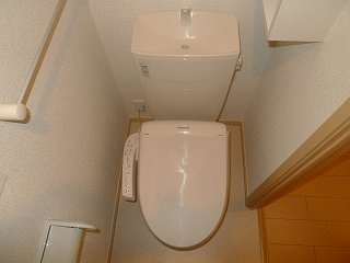 【トイレ】 | フォーシーズンⅠ | 落ち着いた色調のトイレです