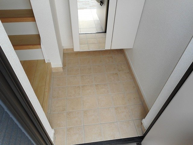 【玄関】 | ピボットⅠ | 落ち着いた玄関です