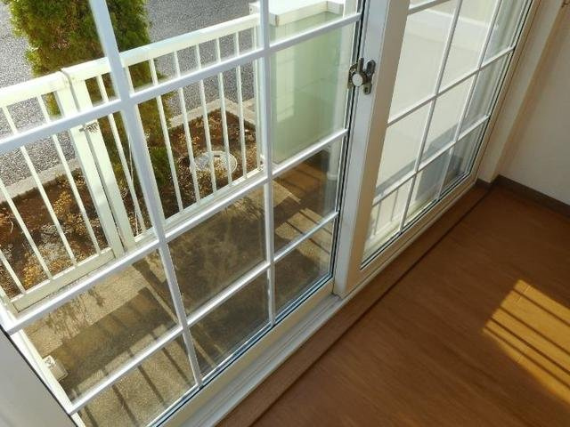 【バルコニー】 | コンフォルターブルⅠ | 開放的で明るい空間を演出してくれるバルコニーです