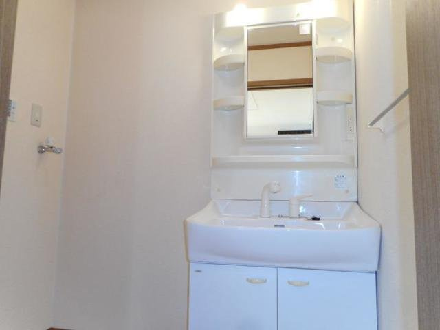 【洗面所】 | コンフォルターブルⅠ | スペースが確保できる洗面所です