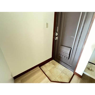 【玄関】 | ナカムラビル