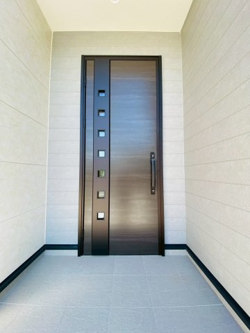 リーブルガーデン／菊陽町原水第三／１号棟の玄関