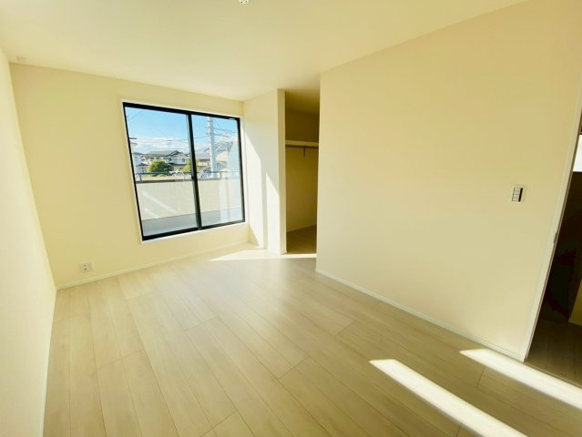 リーブルガーデン／菊陽町原水第三／１号棟の洋室