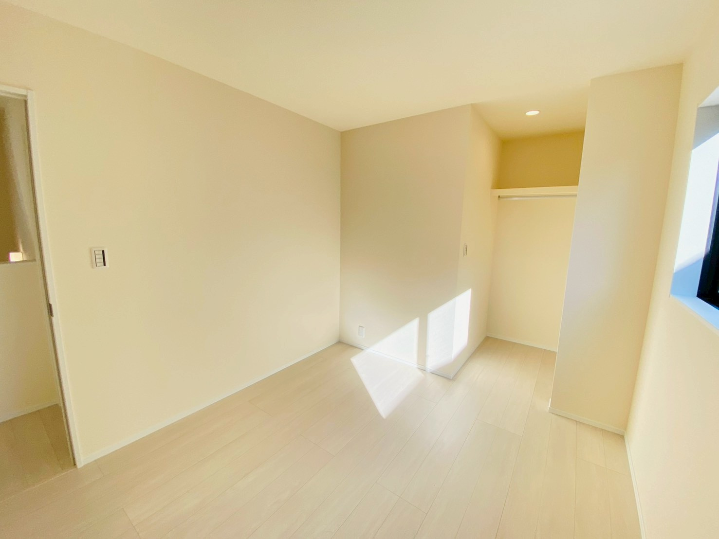 リーブルガーデン／菊陽町原水第三／１号棟の洋室