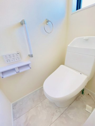 リーブルガーデン／菊陽町原水第三／１号棟のトイレ