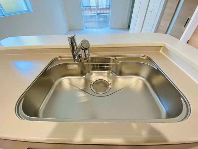 リーブルガーデン／菊陽町原水第三／２号棟のキッチン