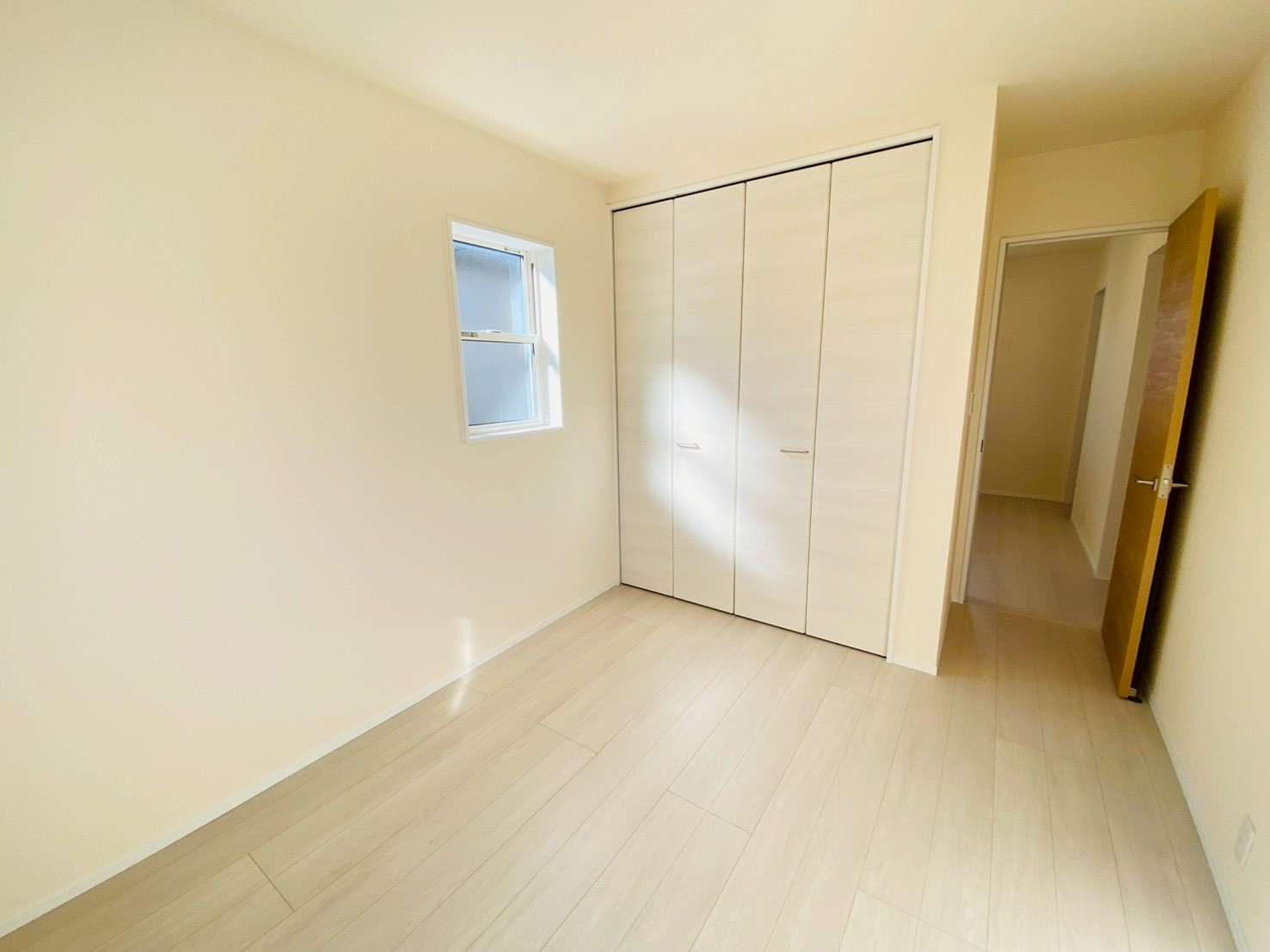 リーブルガーデン／菊陽町原水第三／２号棟の洋室